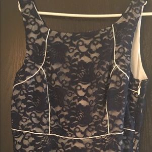 Yellow Star beautiful blue and white dress. 1X